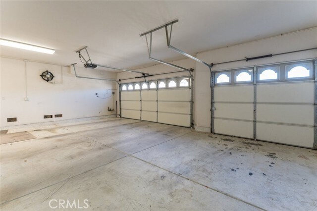 Building Photo - 4108 Club Vista Dr