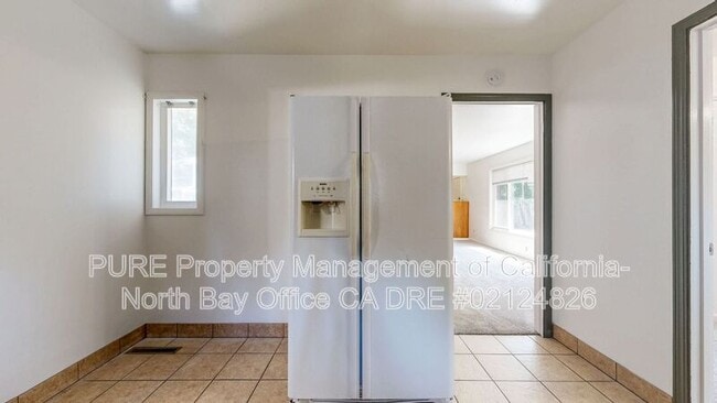 Building Photo - 791 Dutton Ave