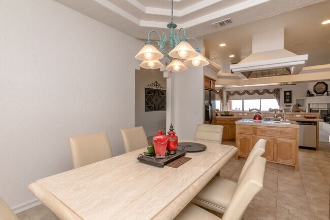 Building Photo - 3611 Vega Ln