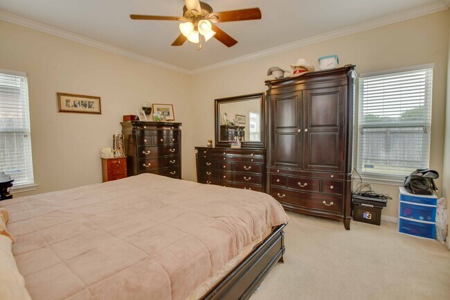 Building Photo - 7534 Angelwing Dr