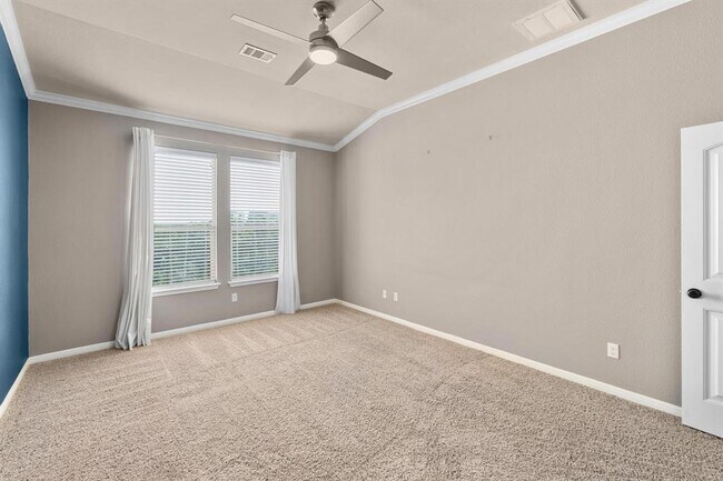 Building Photo - 9621 Solana Vista Loop