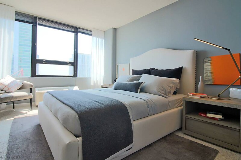 Building Photo - 1228 S Michigan Ave