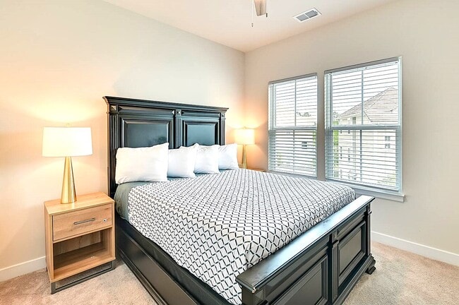 Building Photo - 2557 Pete Dye Dr