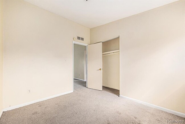 Building Photo - Beautiful Ranch 3 Bed Home in Inkster