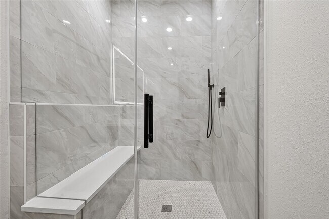 Building Photo - 12315 New Jordan Ln