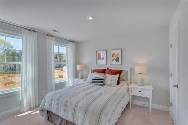 Building Photo - 670 Brookwood Glen Terrace