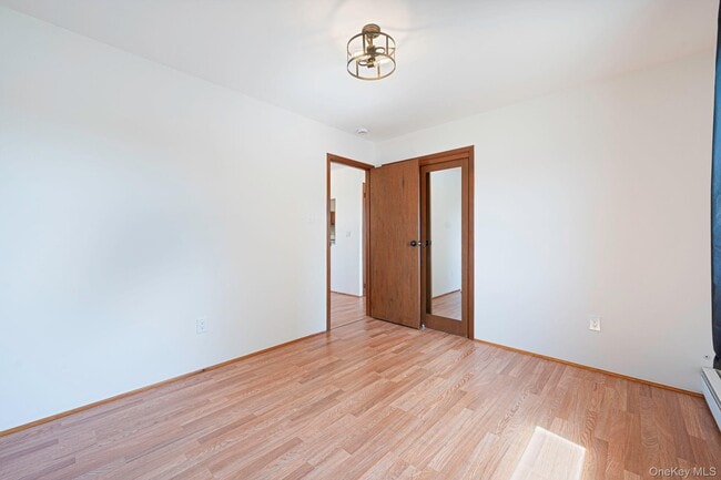 Building Photo - 456 15th St