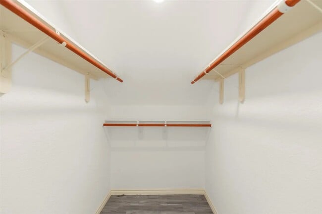 Building Photo - 15602 Oleta Ln