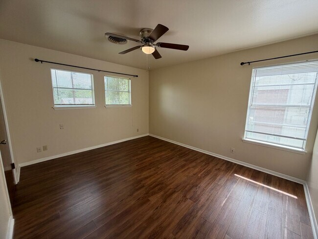 Building Photo - Spacious 3-Bedroom Home in a Great Neighborhood