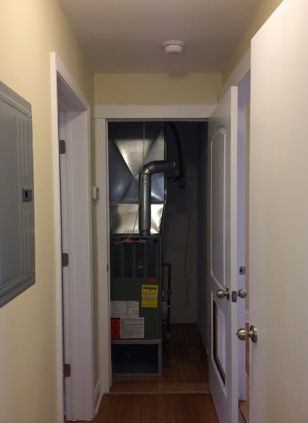 Building Photo - 2508 W North Shore Ave