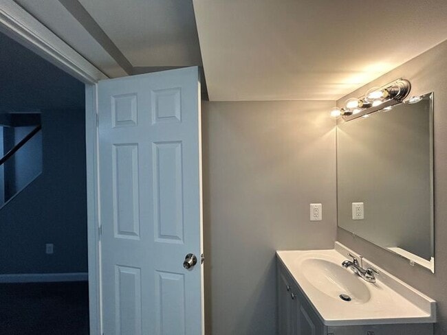 Building Photo - New 3 bedroom home in Middle River.