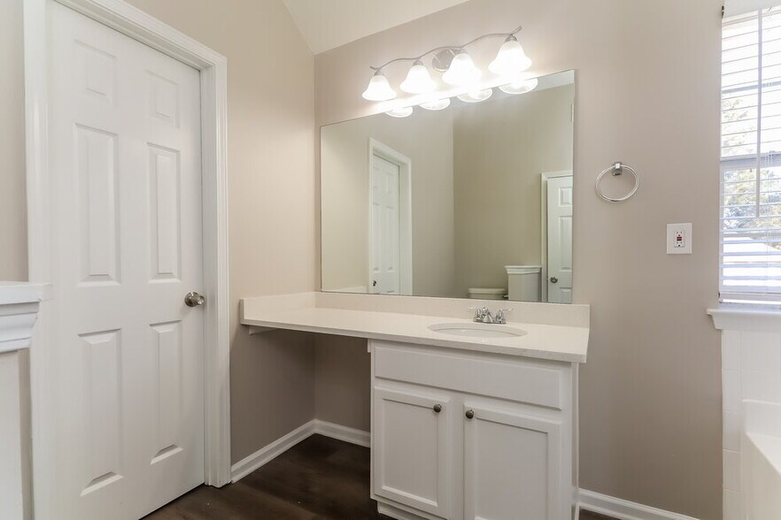 Building Photo - 6074 Idlewood Trce