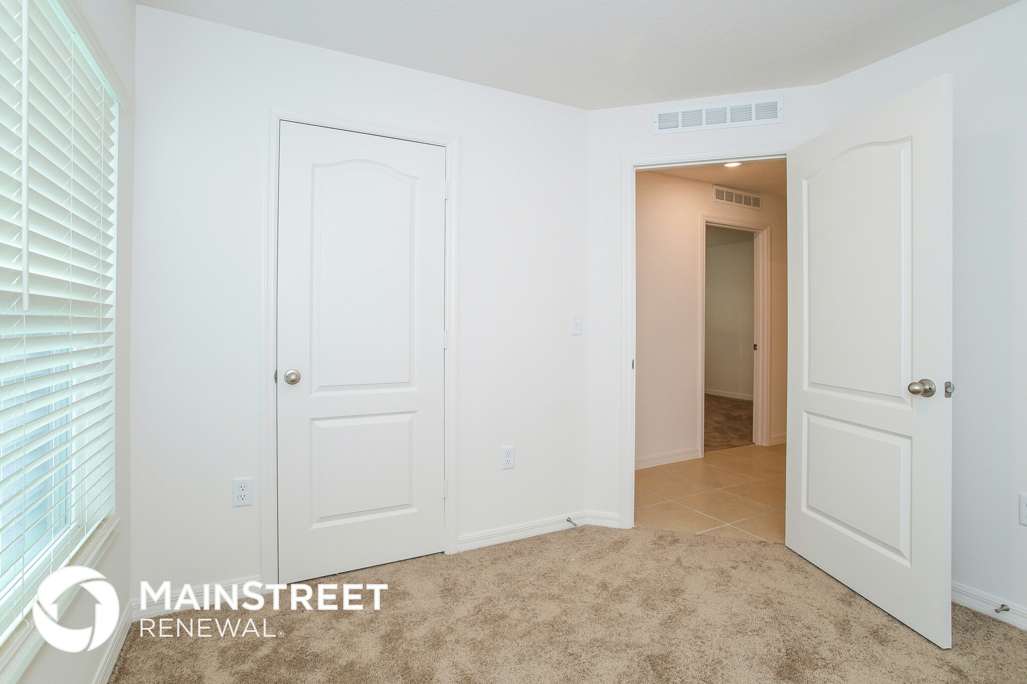 Building Photo - 1701 Gopher Tree St