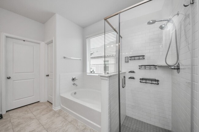Building Photo - 1614 Sequoia Run Dr