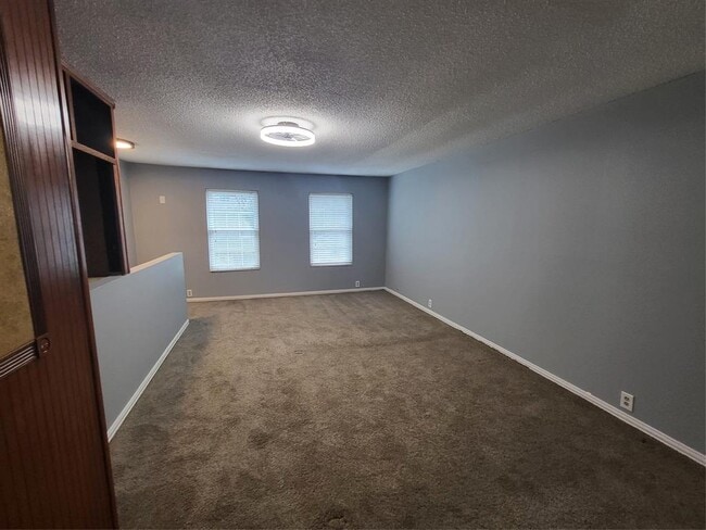 Building Photo - 8102 Amelia Rd