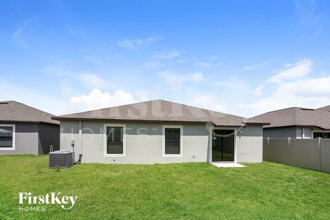 Building Photo - 9628 Sage Creek Dr