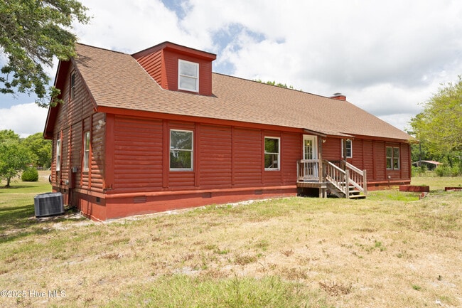 Building Photo - 521 NC-172
