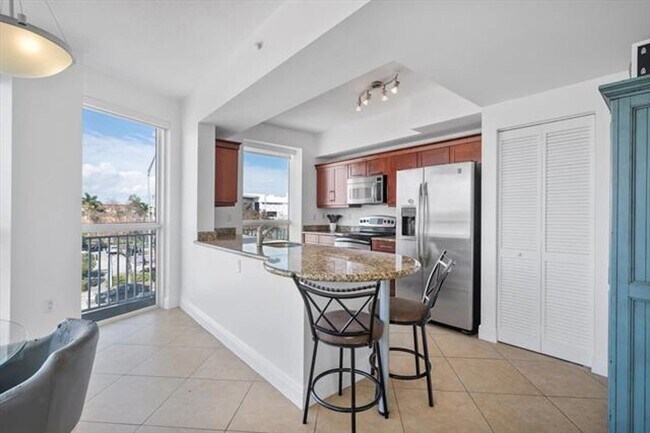 Building Photo - 7270 SW 88th St
