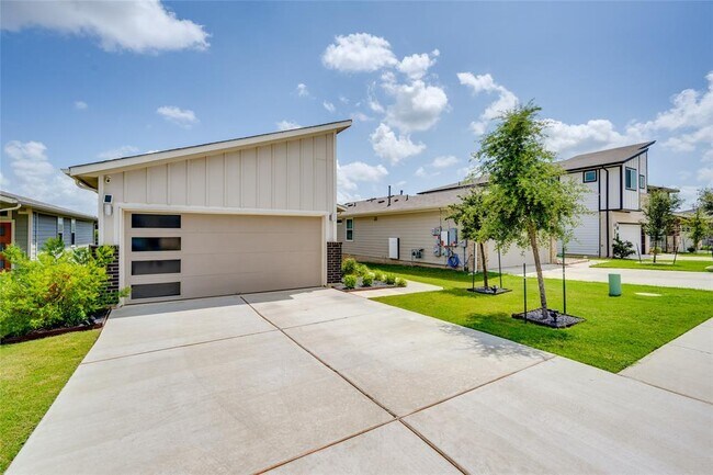 Building Photo - 8004 Linnie Ln