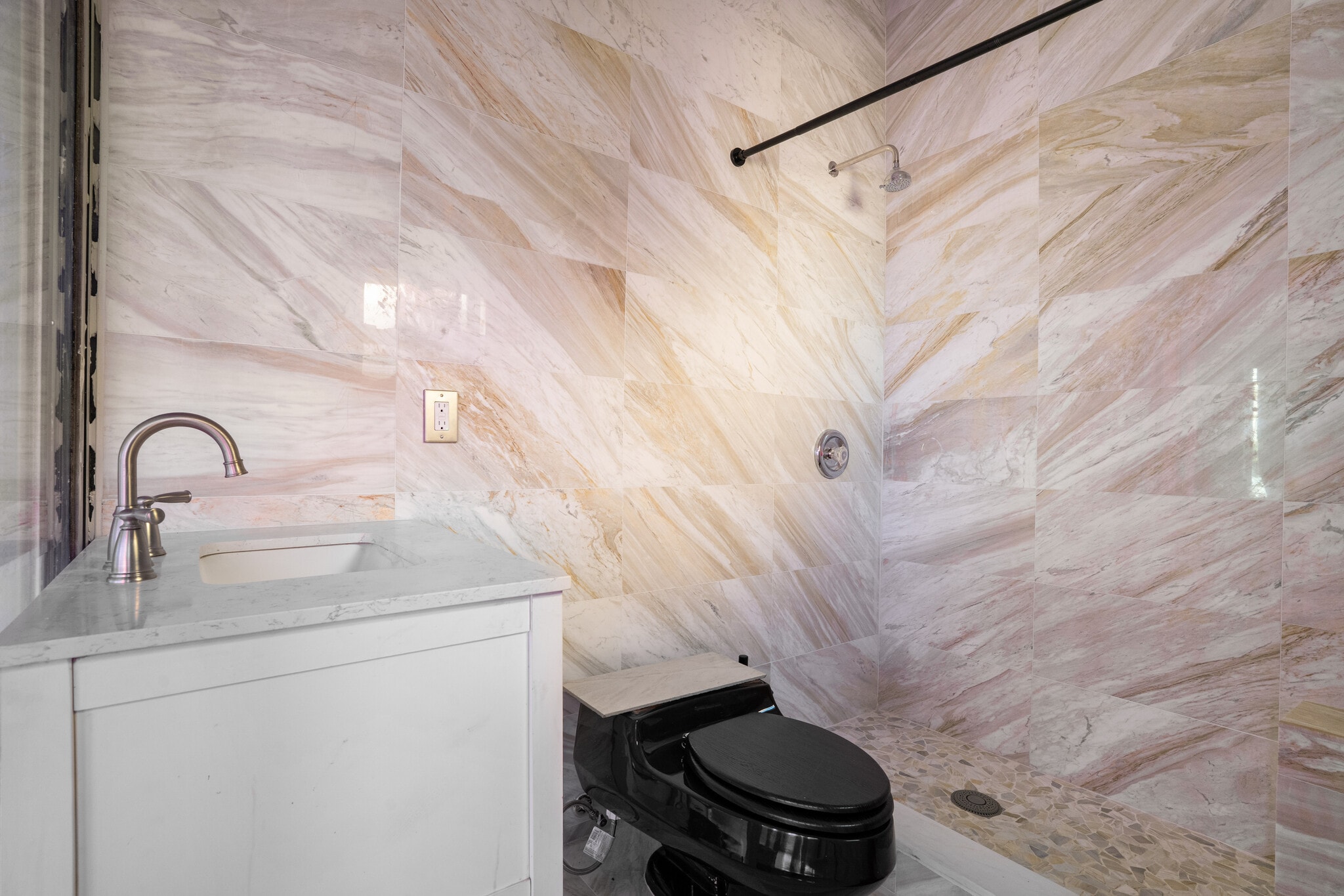 Building Photo - 1062 SW 135th Pl