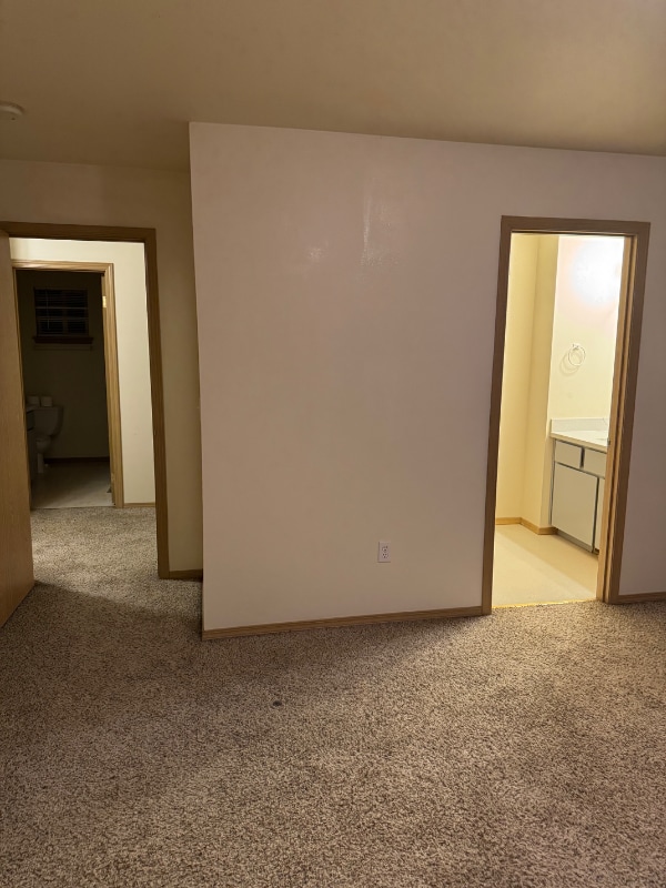 Building Photo - 9611 161st St E