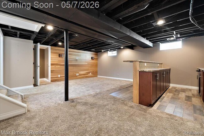 Building Photo - 912 Woodsboro Dr