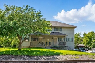Building Photo - kp2 - KENNEDY DUPLEX