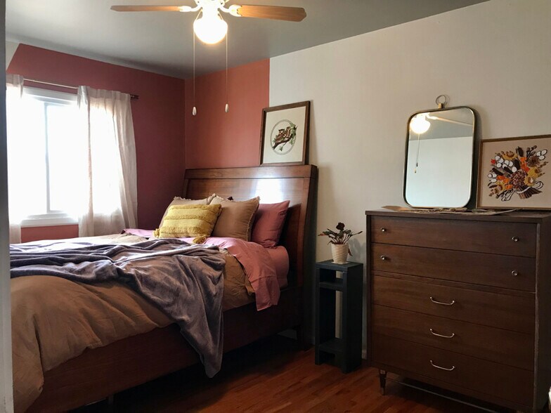 Building Photo - 1515 Querida Dr