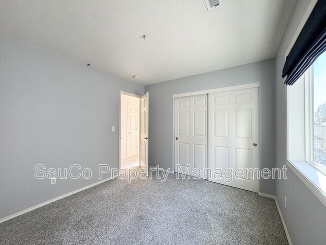 Building Photo - 14705 NW Benny Dr