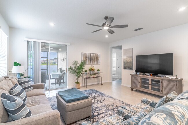 Building Photo - 2721 Chantilly Ave