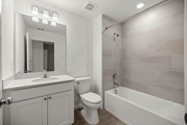 Building Photo - 3520 SE 37th Ave Rd