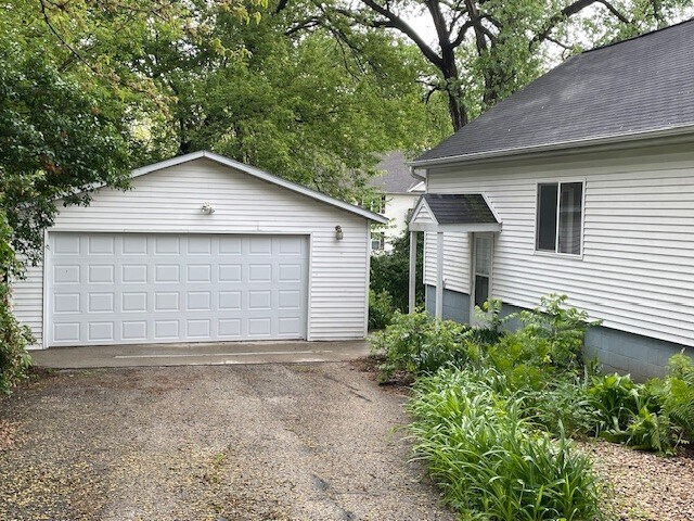 Building Photo - 4903 Terminal Dr