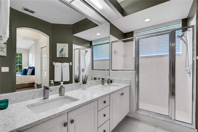 Building Photo - 421 Enclave Pl