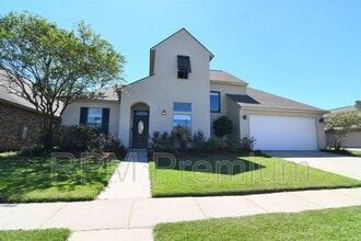 Building Photo - 2582 Boudreaux Ave