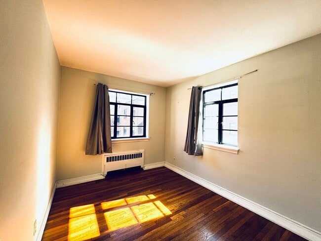 Building Photo - 79 Sutherland Rd