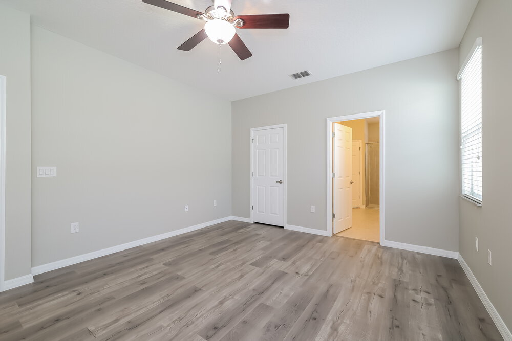 Building Photo - 1392 Merion Dr