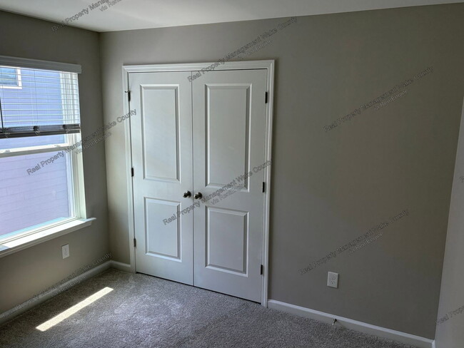 Building Photo - 2632 Pivot Rdg Dr