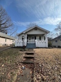 Building Photo - 3303 Jackson St