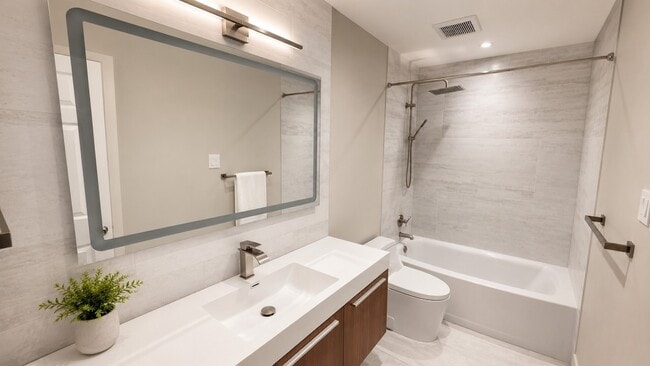 Building Photo - 2416 McCarran Dr