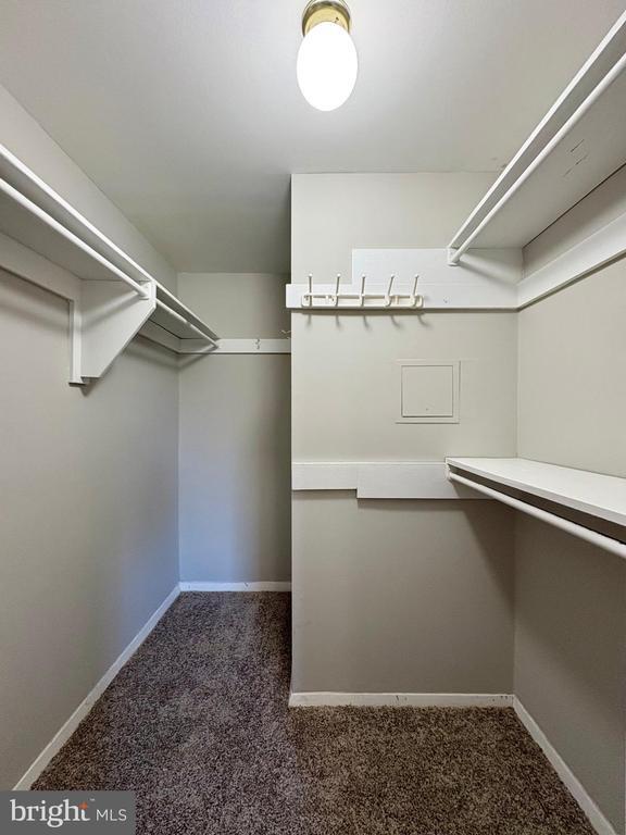 Building Photo - 19120 Mills Choice Rd