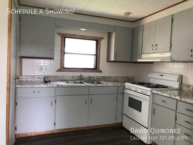 Building Photo - 113 Dayflower Cir