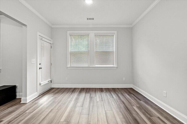 Building Photo - 239 Prominence Dr