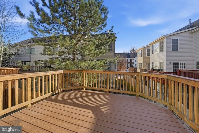 Building Photo - 7665 Audubon Meadow Way