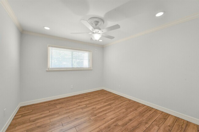 Building Photo - 4707 Nenana Dr