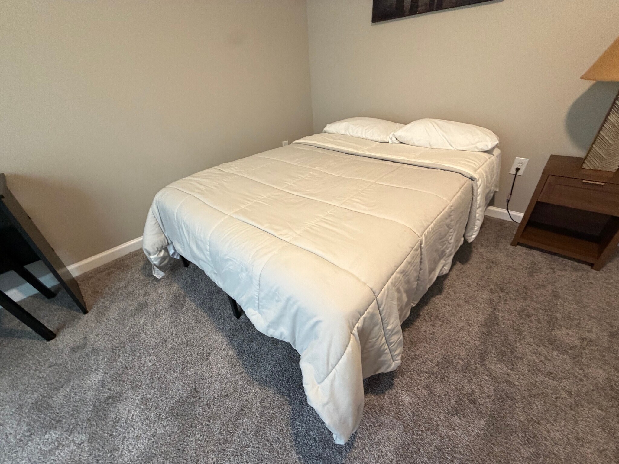 Building Photo - Room in House on Bolton Rd NW