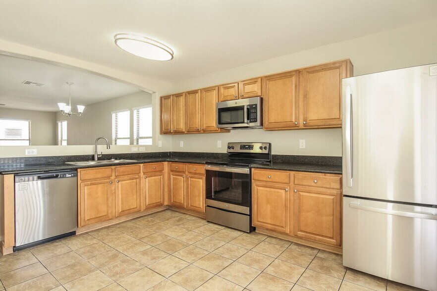 Building Photo - 9650 W Payson Rd