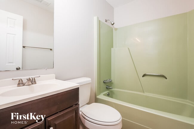 Building Photo - 7720 Quest Dr