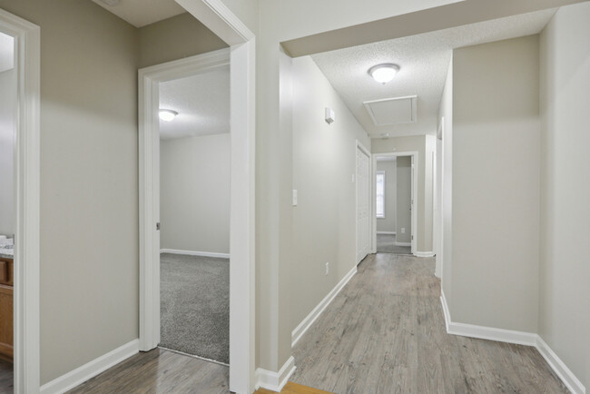 Building Photo - Move-in ready home in Hiram!