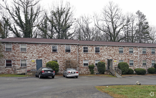 Building Photo - Evergreen Apartments