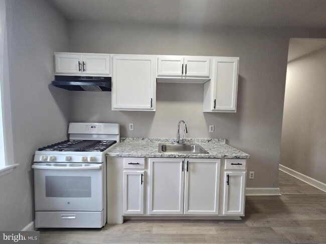 Building Photo - 5515 Haverford Ave